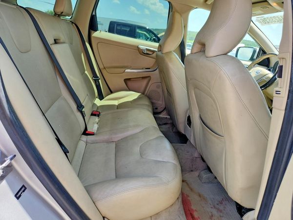 2016 VOLVO XC60 SV35 Platinum