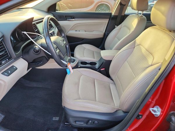 2017 HYUNDAI ELANTRA
