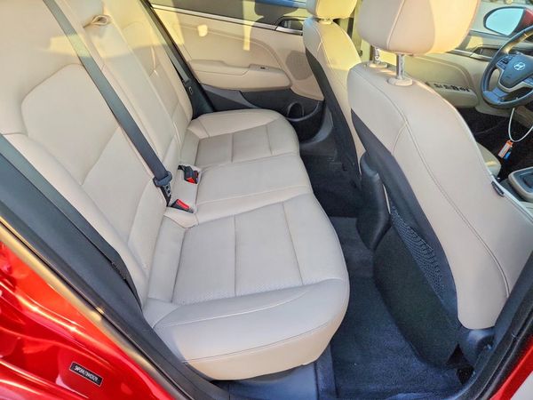 2017 HYUNDAI ELANTRA