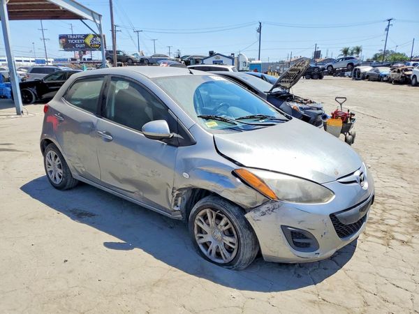 2013 MAZDA MAZDA2 Sport/GX