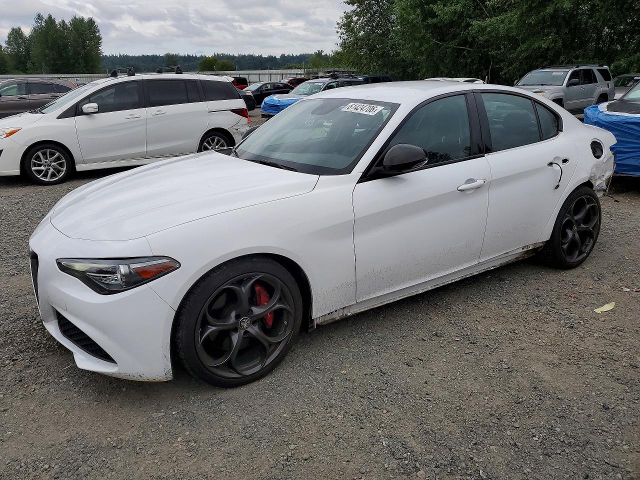 2019 ALFA ROMEO GIULIA RWD