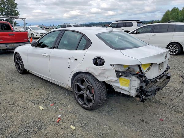2019 ALFA ROMEO GIULIA RWD