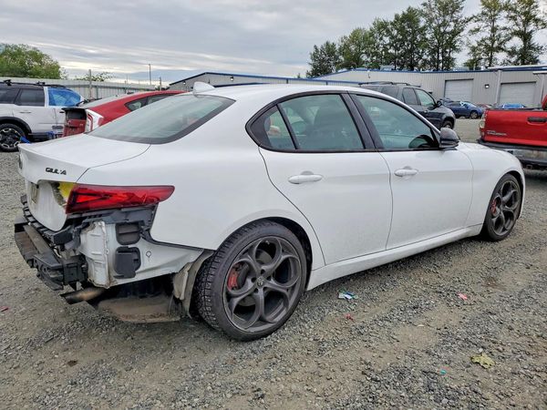 2019 ALFA ROMEO GIULIA RWD