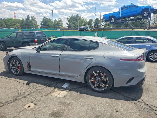 2019 KIA STINGER