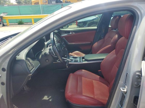 2019 KIA STINGER