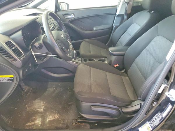 2017 KIA FORTE LX Base