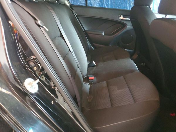 2017 KIA FORTE LX Base