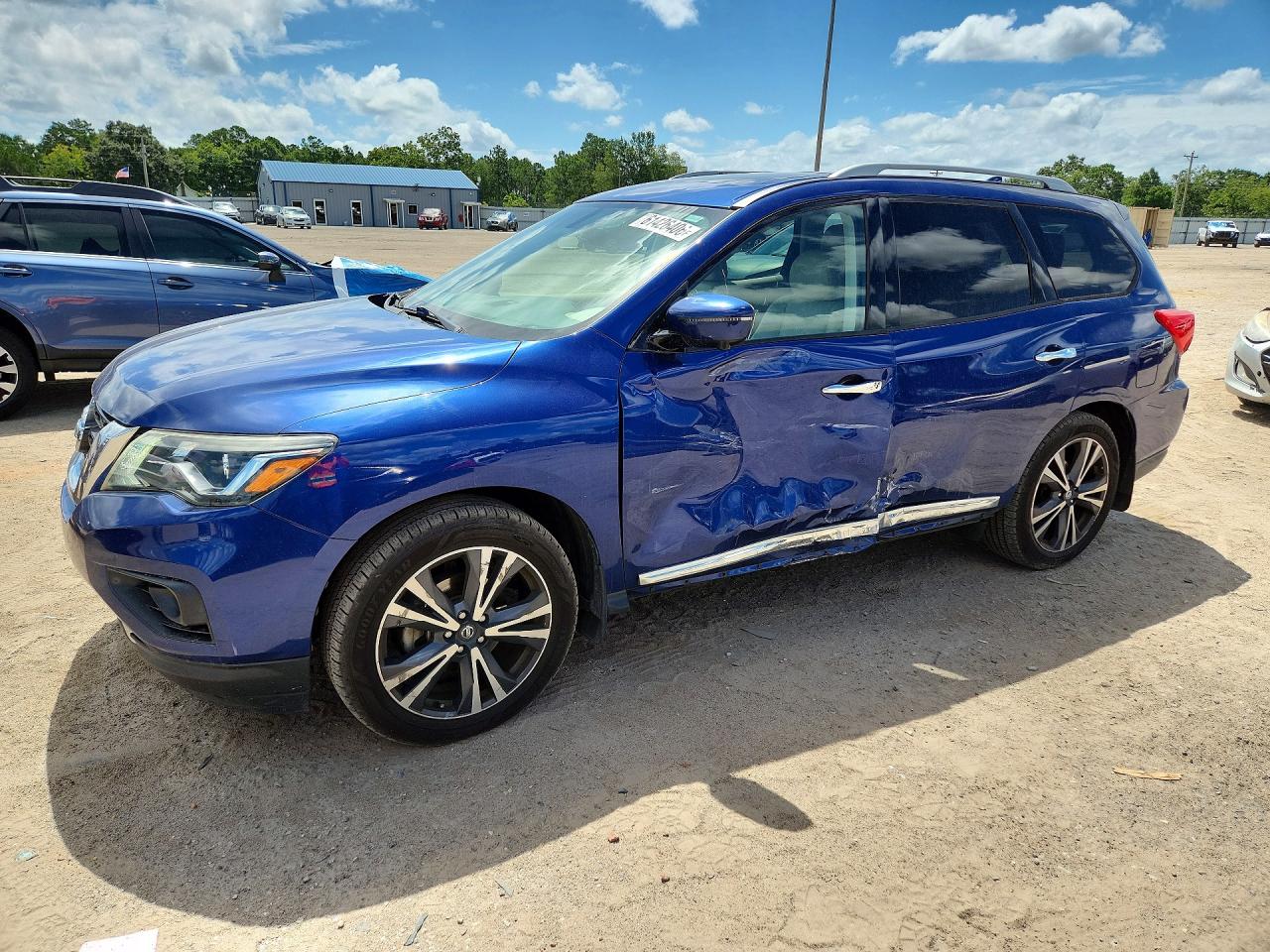 2019 NISSAN PATHFINDER