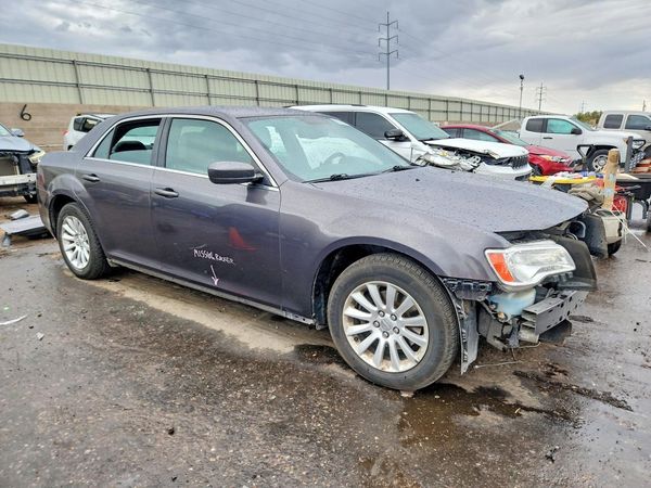 2013 CHRYSLER 300 Base/Limited