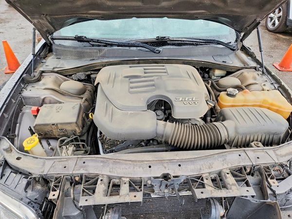 2013 CHRYSLER 300 Base/Limited