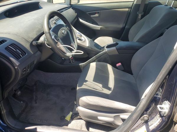 2013 TOYOTA PRIUS