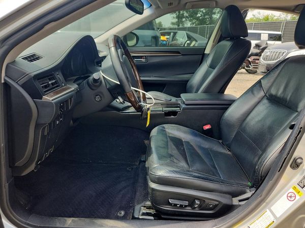 2013 LEXUS ES 350
