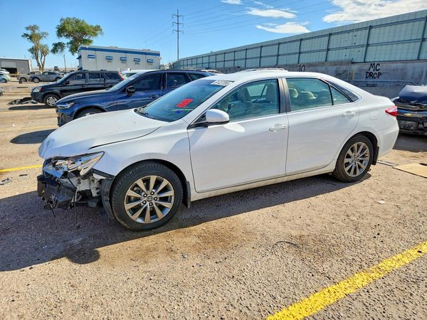 2017 TOYOTA CAMRY