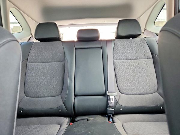 2024 KIA SELTOS S, X-Line