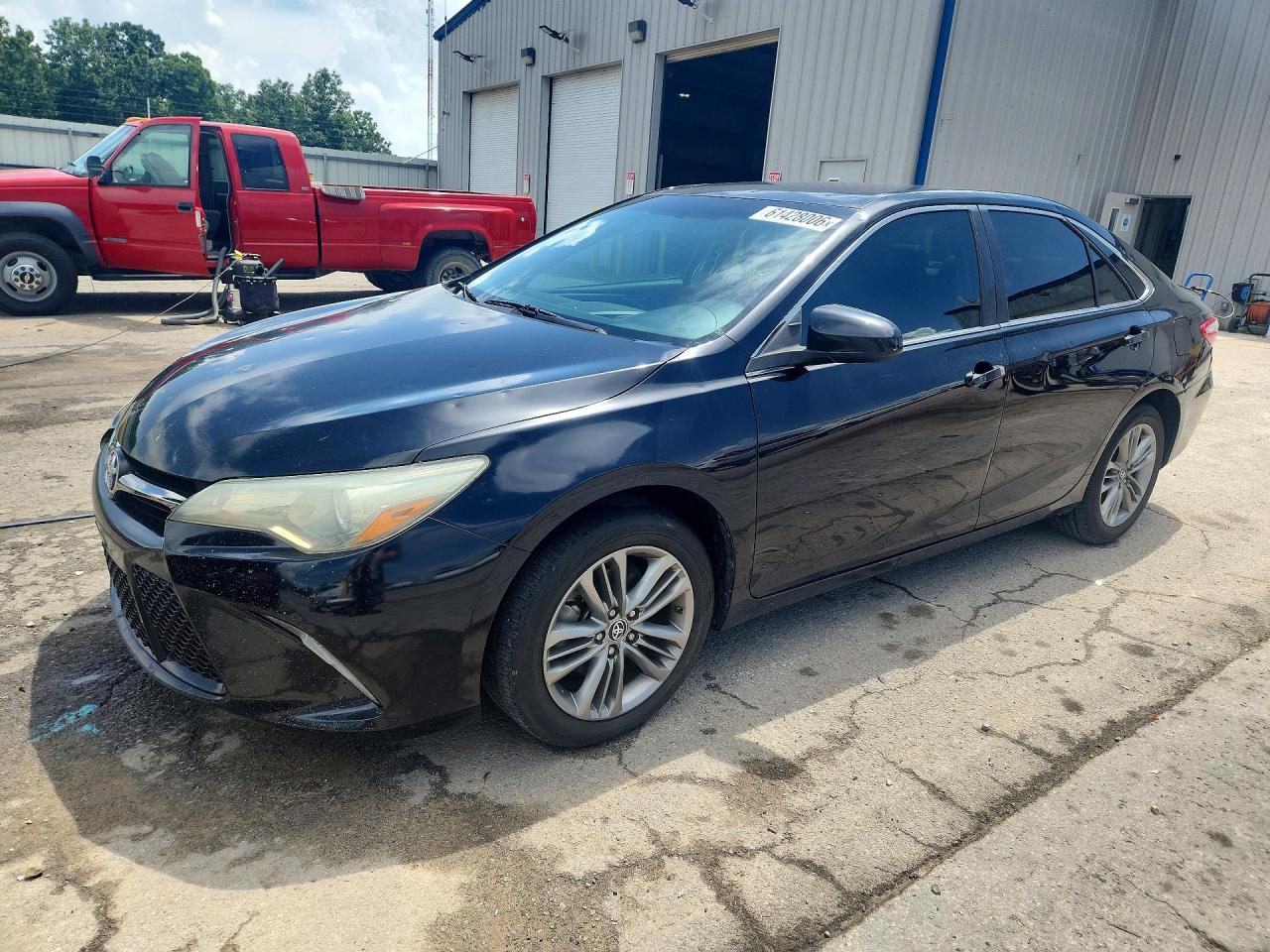 2016 TOYOTA CAMRY