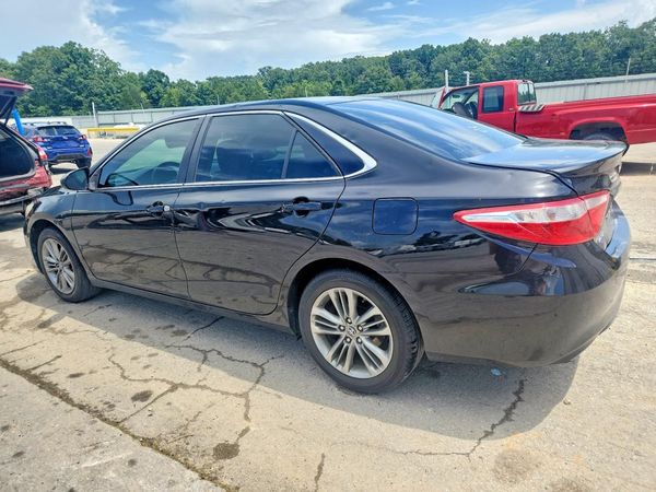 2016 TOYOTA CAMRY