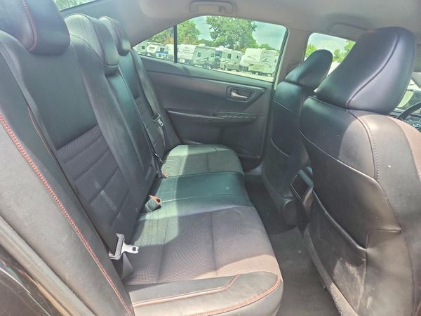 2016 TOYOTA CAMRY