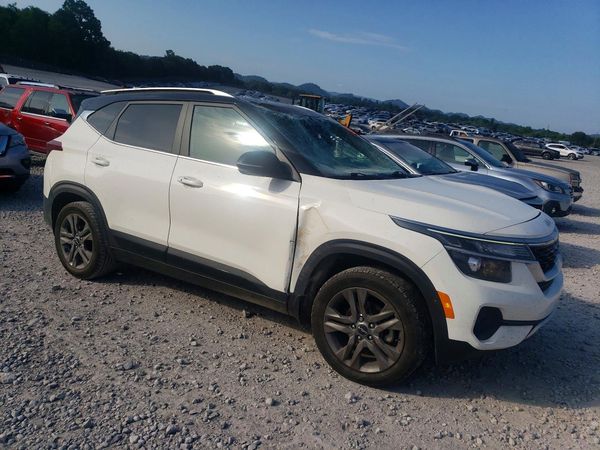 2022 KIA SELTOS