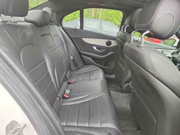 2015 MERCEDES-BENZ C300