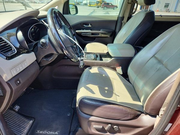 2015 KIA SEDONA TOP - High Level