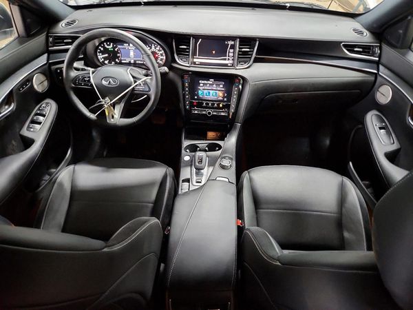 2025 INFINITI QX50 Sport