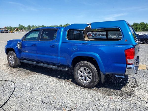 2017 TOYOTA TACOMA