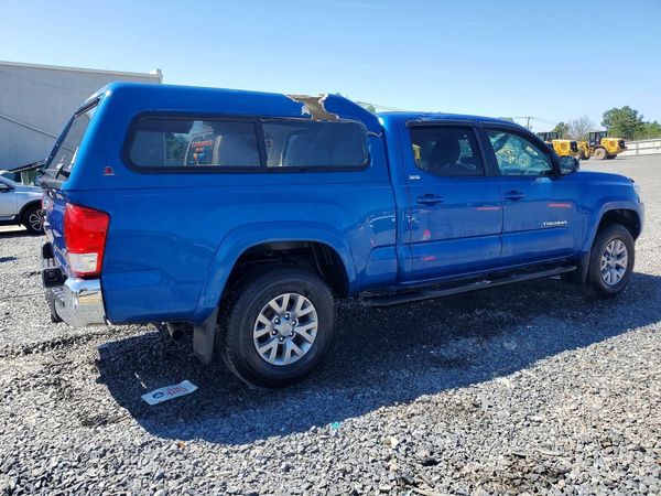 2017 TOYOTA TACOMA