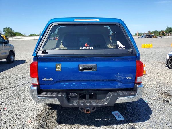 2017 TOYOTA TACOMA