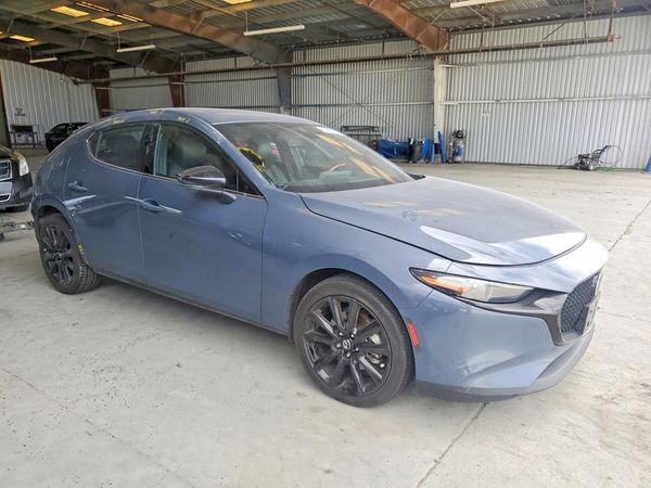 2021 MAZDA 3 Mazda3