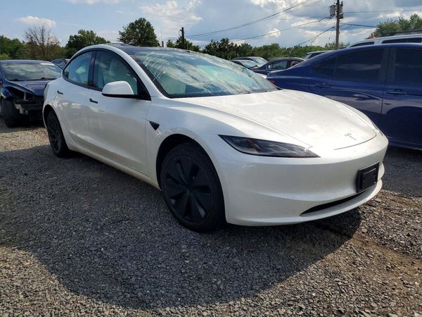 2025 TESLA MODEL 3