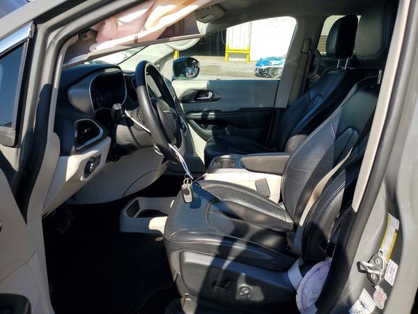2022 CHRYSLER PACIFICA