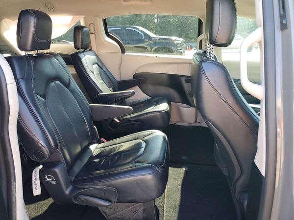 2022 CHRYSLER PACIFICA