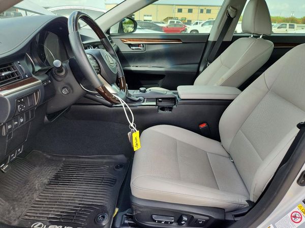 2017 LEXUS ES 350