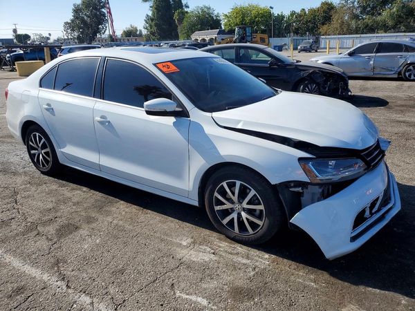 2017 VOLKSWAGEN JETTA