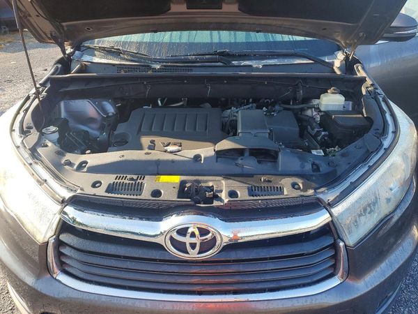 2016 TOYOTA HIGHLANDER Base/Hybrid