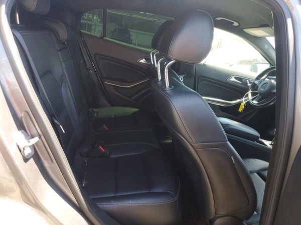 2020 MERCEDES-BENZ GLA GLA250