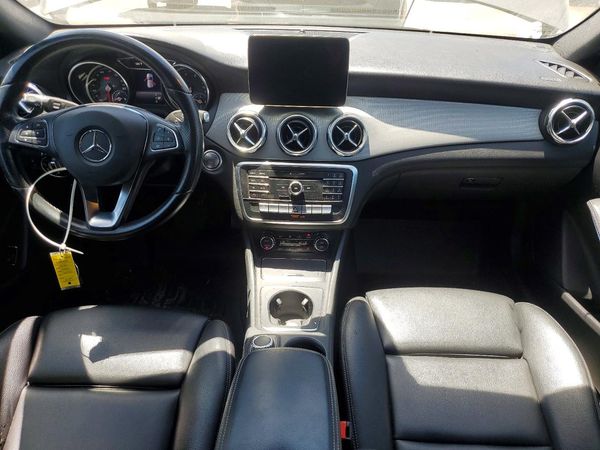 2020 MERCEDES-BENZ GLA GLA250