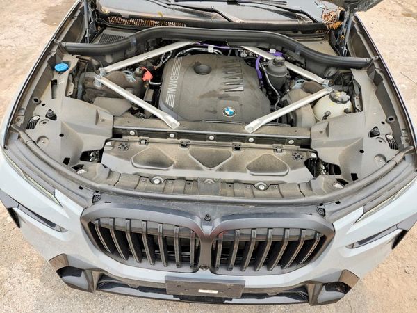 2025 BMW X7