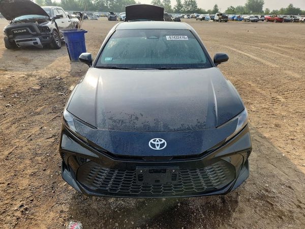 2025 TOYOTA CAMRY