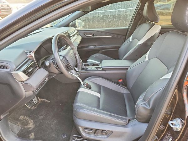 2025 TOYOTA CAMRY