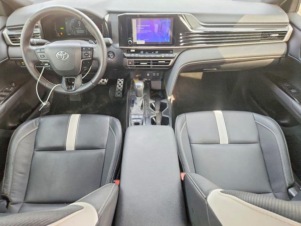 2025 TOYOTA CAMRY
