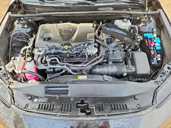 2025 TOYOTA CAMRY