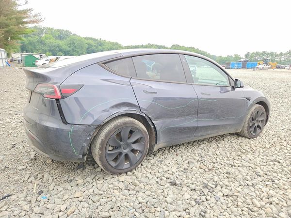 2020 TESLA MODEL Y