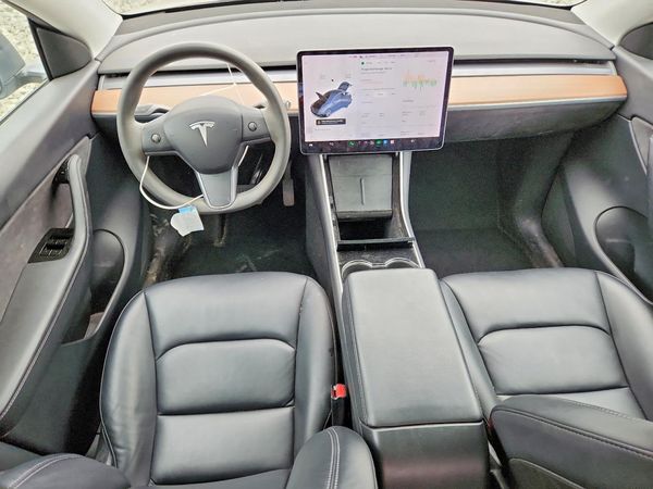 2020 TESLA MODEL Y