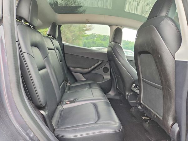 2020 TESLA MODEL Y