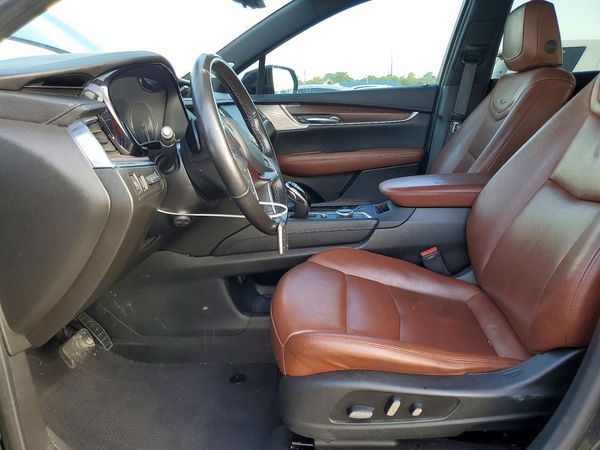 2021 CADILLAC XT5