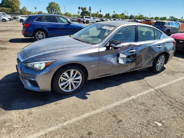 2020 INFINITI Q50