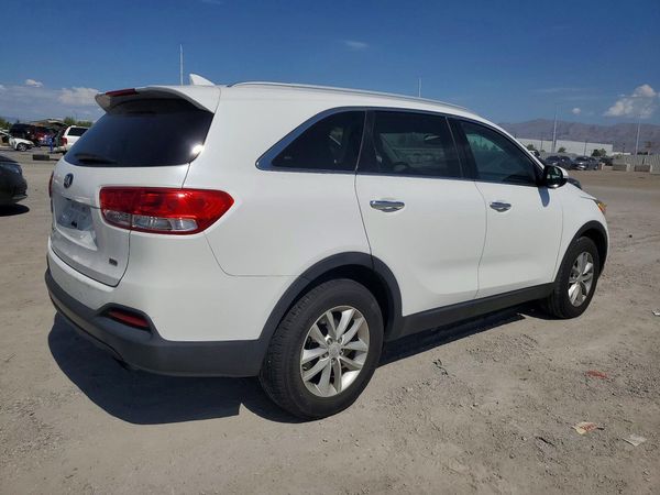 2017 KIA SORENTO L, LX