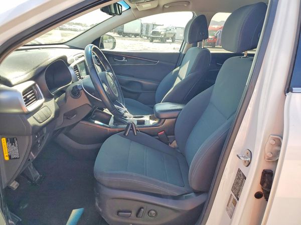 2017 KIA SORENTO L, LX