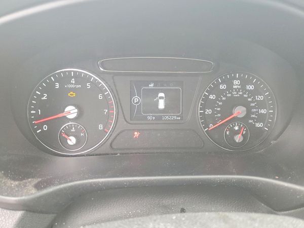 2017 KIA SORENTO L, LX
